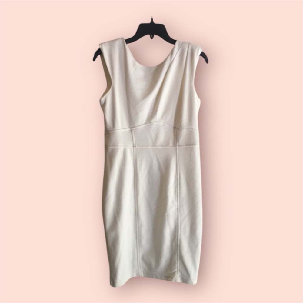 🤍 Soft cream / off-white Forever 21 knit seamed sheath dress business cocktail